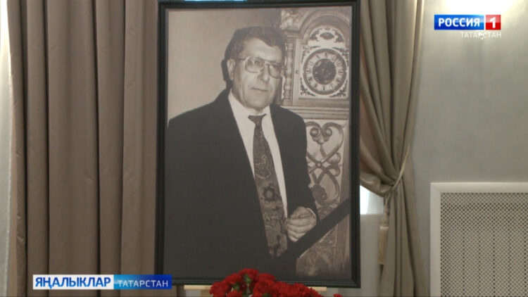 Татарстан Республикасы Эчке эшләр министры киңәшчесе Николай Козарь белән хушлашу мәрәсиме