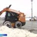 Бу көннәрдә урамда көрәк тотып кар җыештыручылар саны аеруча күп