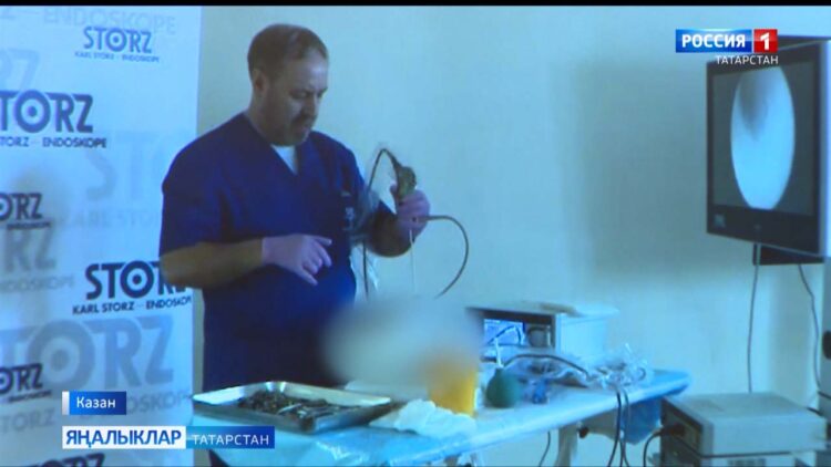 Хирургия өстәлендә — гипофиз шеше диагнозы куелган пациент