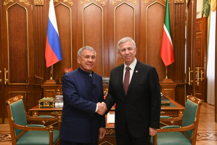 Рөстәм Миңнеханов Анкара мэры белән эшлекле элемтәләрне үстерү турында фикер алышты