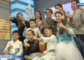 Бөтенроссия «Теләкләр чыршысы» кысаларында «Шаян ТВ» каналы нәни Варвара Василованы кунак итте