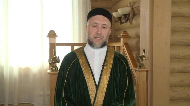 Вәгазьче — Рөстәм хәзрәт Зиннуров