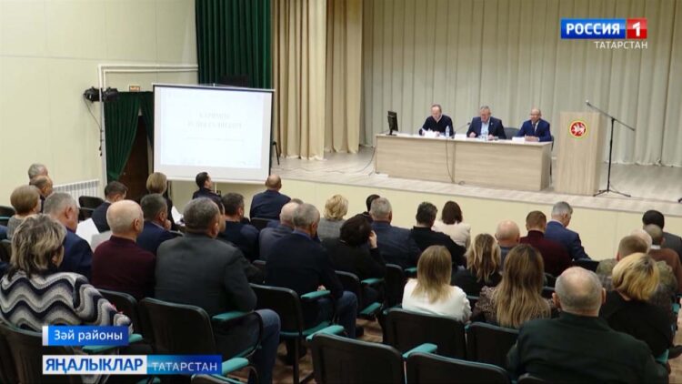 Ничек яшисең, авыл?