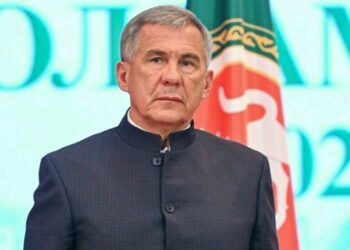 Рөстәм Миңнеханов Түбән Камада нефть эшкәртү комплексында өч яңа җайланма эшләтеп җибәрде