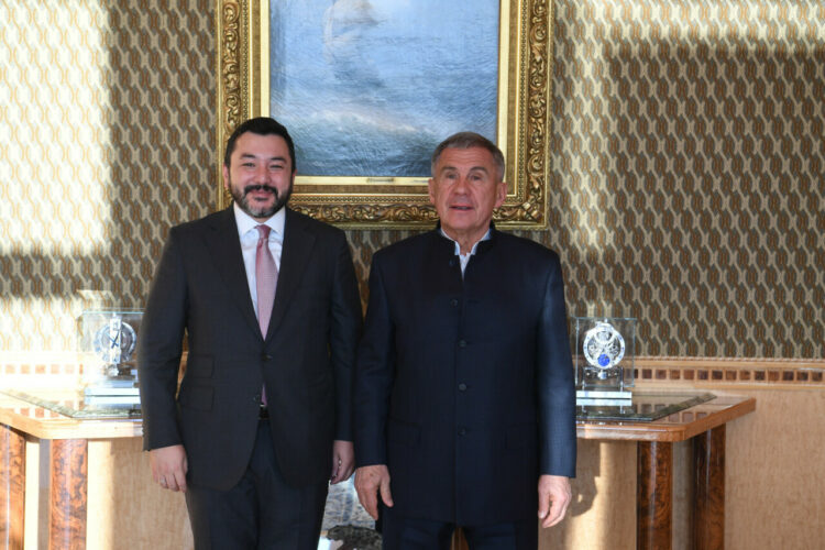 Миңнеханов һәм Таха Айхан яшьләрне KazanForum һәм БРИКСка җәлеп итү турында фикер алышты