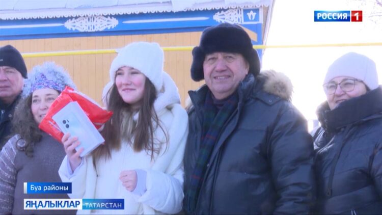 Буа якташлык җәмгыяте районның Исәк авылында Чыршы бәйрәме оештырды