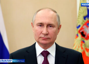 Үзәк сайлау комиссиясе Путинны Россия президенты вазыйфасына кандидат итеп теркәде