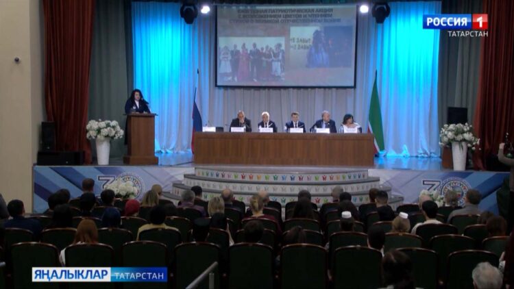 Карагыз, кем килде?