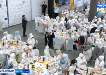 Казанда узасы 8 нче Fashion Iftar буенча матбугат конференциясе узды