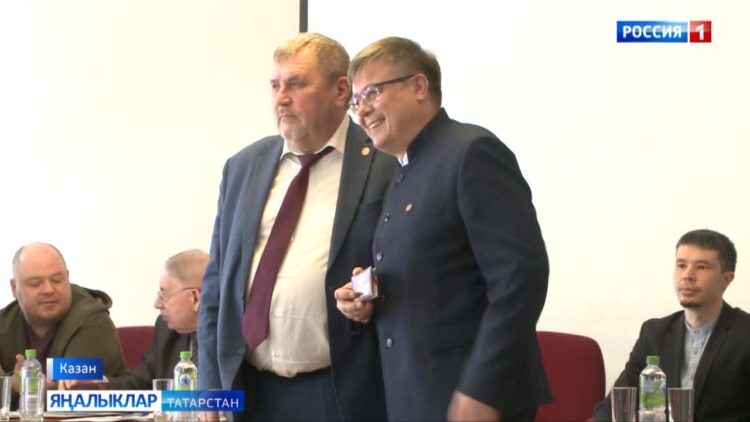 Татарстан Язучылар берлегенең Тукай клубында Әдәби ел йомгаклары җыелышы үтте