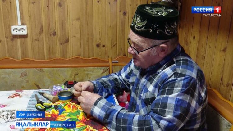 Изге күңелле абзый хәрбиләргә дисбеләр ясый