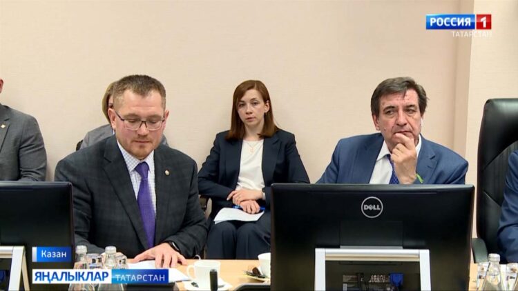 Парламентта берничә комитет утырышы уза