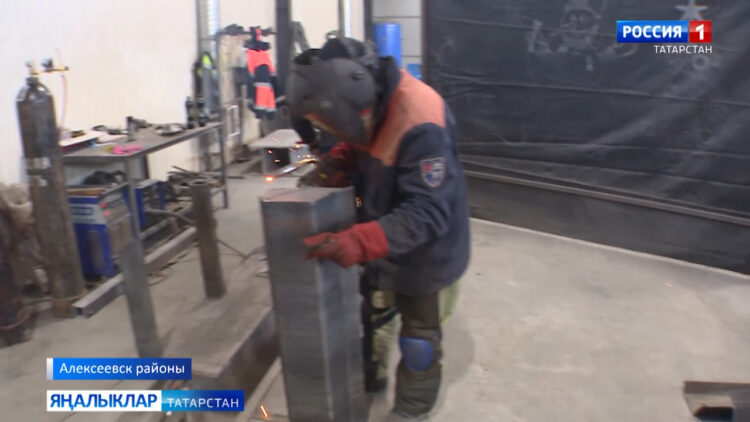 Алексеевск районында заводлар җитештерү буенча завод эшли…