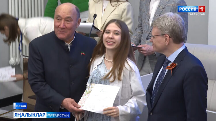 «Ак халатлы фәрештәләр дип исемләнгән сигезенче республика олимпиадасы җиңүчеләре