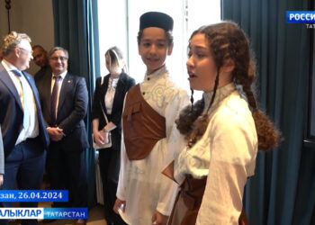 Рәис Рөстәм Миңнеханов татар зыялылары вәкилләре белән очрашты