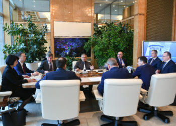 Рөстәм Миңнеханов Андрей Костин белән хезмәттәшлек перспективалары турында сөйләште