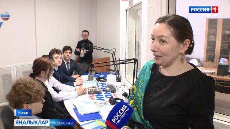 “Фидакарьләр” радиоциклы иң игелекле һөнәр иясе — укытучыларга багышланган