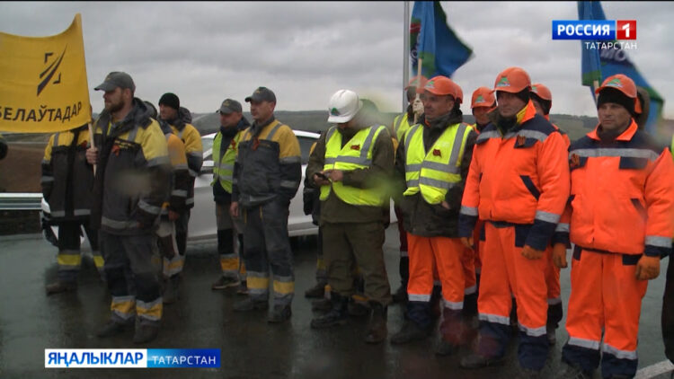 Шәле-Баулы автомобиль юлы киселешендә транспорт чишелешен ачу тантанасы узды