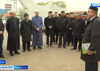 Казанның Яңа Татар бистәсе зиратында остазларны искә алу көне билгеләп үтелде