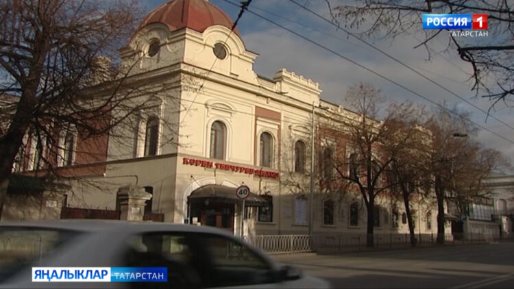 Июнь аенда Кәрит Тинчурин исемендәге Татар дәүләт драма һәм комедия театрында җәйге экскурсияләр башлана