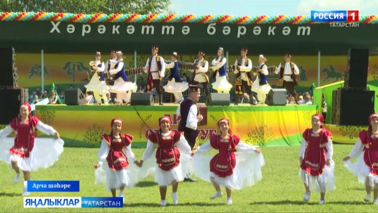 Арчада Сабантуй өчен махсус 100 килограммлы чәк-чәк пешергәннәр