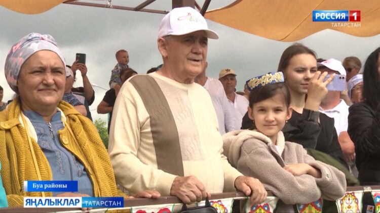 Яңгыр бәйрәмгә ямь өстәде