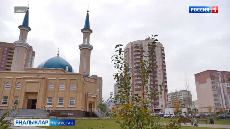 «Гаилә» мәчете каршында җәйге курслар эшли