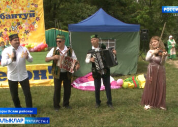 Югары Ослан районы Мулланур Вахитов исемендәге авыл җирлегендә Сабантуй матур чара буларак үтте