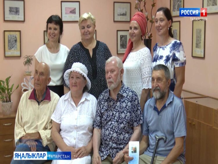 Шагыйрь Ренат Харис, язучы Равил Фәйзуллин һәм профессор Җәүдәт Сөләйманов Буа районында кунакта