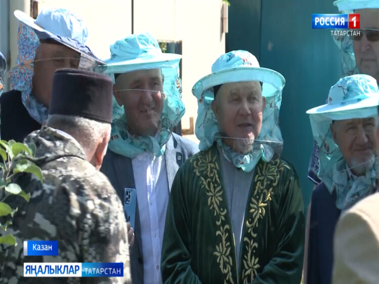 Ислам динен кабул итүгә 1000 ел исемендәге Казан мәдрәсәсе – Ел саен бал бәйрәме уздыра