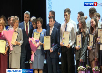 Шушы көннәрдә Буа шәһәре драм театрында педагогик хезмәткәрләренең традицион август конференциясе узды