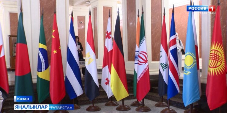 Бу көннәрдә «Алтын Мөнбәр» халыкара кинофестивале бара