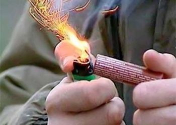 В Заинске подросток получил травму руки из-за петарды