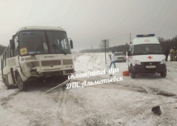 «ПАЗик» столкнулся с Lifan на трассе в РТ: пострадал пассажир легковушки