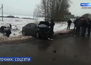 В Татарстане в результате столкновения двух легковушек пострадали пять человек