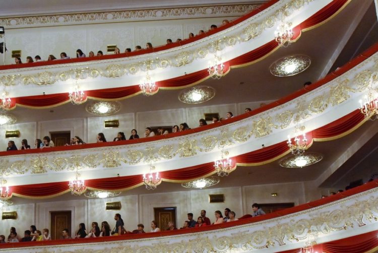 “Пар канатлар”. 1 гыйнвар.