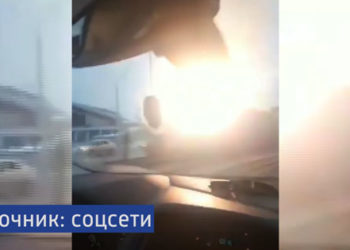 В Казани сняли на видео загоревшийся трамвай