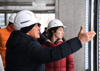 Рустам Минниханов посетил ряд строек в Казани