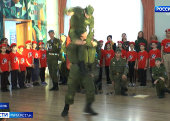 Прилетающих из Китая туристов в казанском аэропорту подвергают жесткому осмотру