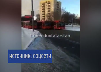 В Казани из-за столкновения трех автобусов оказалась заблокирована улица