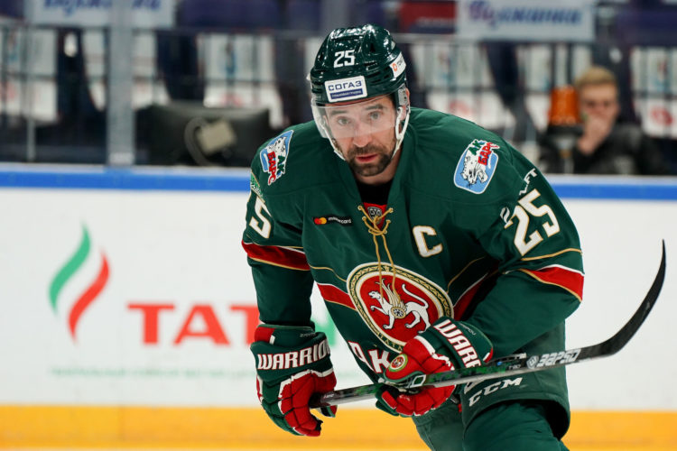 Данис Зарипов не сможет выступать за «Ак Барс» 2-3 недели из-за травмы