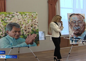 В Казани открылась выставка молодых художников «Слова. Цветы»