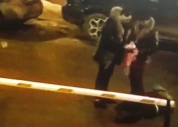 В Казани двое мужчин избили и ограбили прохожего за отказ отдать деньги