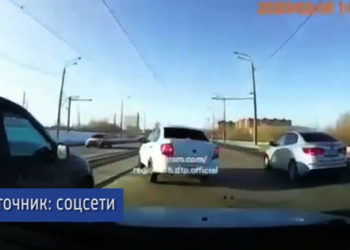В Казани лихач подрезал авто, вылетел на встречную полосу и устроил ДТП