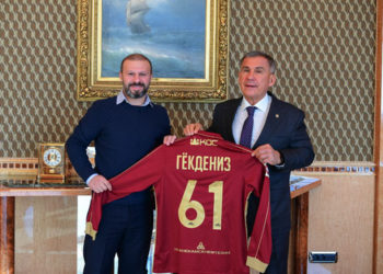 Рустам Минниханов встретился с футболистом Гёкденизом Караденизом