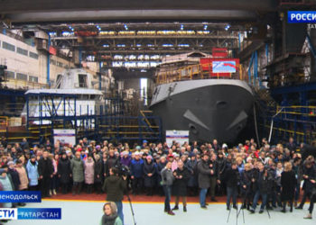 В Зеленодольске заложили первый в России речной прогулочный корабль на сжиженном газе