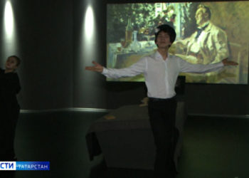 В Казани открылась выставка молодых художников «Слова. Цветы»