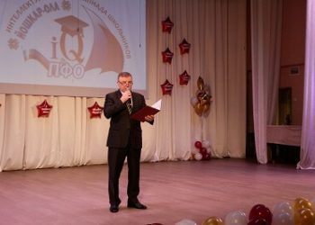 Владимир Колчин поздравил школьников с открытием Интеллектуальной олимпиады ПФО. 12 марта.