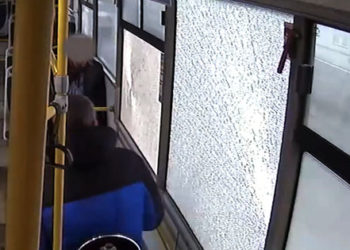 В Юдино обстреляли пассажирский автобус