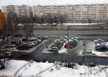 На проспекте Победы в Казани появилась новая парковка